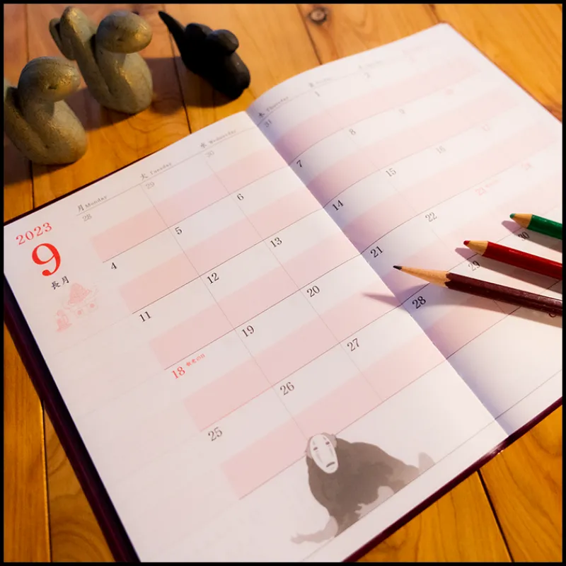 Agendas Et Calendriers|Maison Ghibli Agenda 2023 Chute libre - Le Voyage de Chihiro