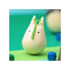 Jouets|Maison Ghibli Figurine Culbuto Totoro Blanc avec feuille - Mon Voisin Totoro